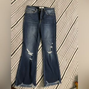 Worn once. Dark wash. Cropped flare